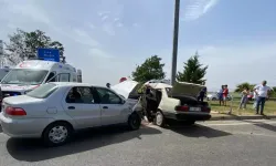 Aydın'da iki otomobil çarpıştı: Çok sayıda yaralı var