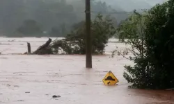 Brezilya'yı sel vurdu: 8 ölü, 21 kayıp