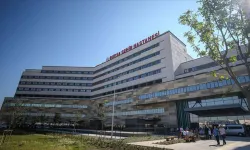 Bursa Şehir Hastanesi’nde vurgun: Tıbbi malzemeleri satan 3 görevli tutuklandı