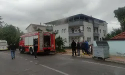 Bursa'da eski Fenerbahçeli futbolcunun evinde yangın çıktı: 2 kişi dumandan etkilendi