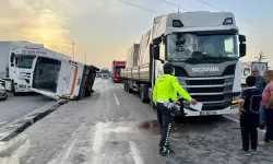 Eskişehir'de iki tır ile belediye otobüsünün karıştığı kazada 7 kişi yaralandı