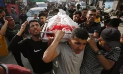 İsrail'in Gazze'ye düzenlediği saldırılarda ölen sağlık personeli sayısı 496'ya ulaştı