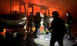 Kartepe'de korkutan yangın: Isuzu servisinde 15 otobüs alev aldı!