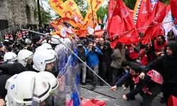 Polisimize saldırdılar! CHP, DEM, DİSK ve KESK Taksim’e yürümeye çalıştı