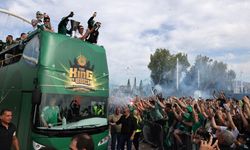 Şampiyon Panathinaikos'a coşkulu karşılama