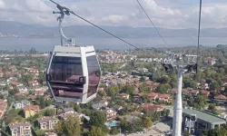 Sapanca'da ruhsatsız teleferik hattı mühürlendi