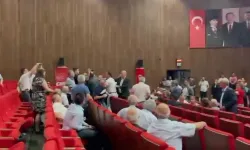 CHP Kocaeli toplantısında gergin anlar: Milletvekilinin kuzeni tehdit etti!