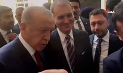 Cumhurbaşkanı Erdoğan muhabirin tırnaklarını görünce şaştı kaldı! 'Bu ojeler ne, ben mi rüyadayım'