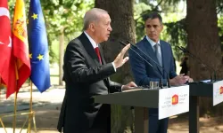 Cumhurbaşkanı Erdoğan'ın İspanya ziyaretini böyle duyurdular: Türkiye koltuğunun altında gemiyle ayrıldı