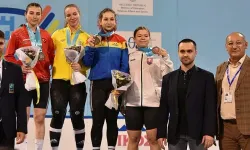 Milli haltercilerden Yıldızlar ve 15 Yaş Altı Avrupa Şampiyonası'nda 4'ü altın 13 madalya