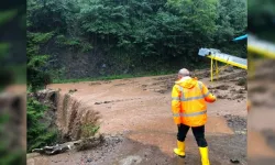 Rize'de sağanak etkisini gösterdi: Heyelan meydana geldi