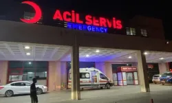 Çorum'da devrilen otomobildeki kadın öldü, bebeği yaralandı