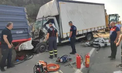 Edirne'de kamyonet, traktör römorkuna çarptı: 1'i çocuk 3 ölü, 1 yaralı