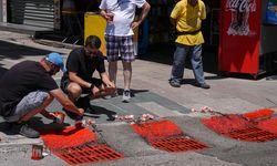 İzmir'deki elektrik faciasının yaşandığı yerde çarpıcı görüntü! Mazgalları kırmızıya boyadılar