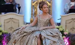 Jennifer Lopez yeni yaşa merhaba dedi, o isim yanına dahi geldi!