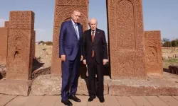 Cumhurbaşkanı Erdoğan, Ahlat'ta Selçuklu mezarlığını ziyaret etti