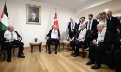 Cumhurbaşkanı Erdoğan Filistin Devlet Başkanı Abbas ile Meclis'te bir araya geldi