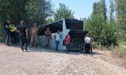 Iğdır'da yolcu otobüsü su kanalına düştü: Kazada 14 yaralı