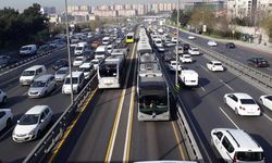 İstanbullular dikkat! Metrobüste 45 günlük çalışma trafiği felç edecek