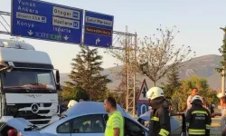 Konya'da otomobil ile TIR çarpıştı: 2 ölü!