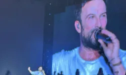 Tarkan'dan sessiz konser... Şarkı söyledi ama kimse duymadı