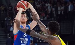 Anadolu Efes, Fenerbahçe Beko'yu yenerek Cumhurbaşkanlığı Kupası'nı kazandı!