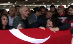 Şehit Şeyda Yılmaz'ın son yolculuğu! Eşi fotoğrafına sarıldı, tabutunu öptü