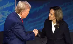 ABD başkanlık yarışında Kamala Harris, Donald Trump'ın 3 puan önünde