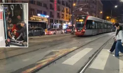 İstanbul'da 1 kişi tramvayın altında kaldı