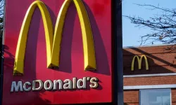 McDonald's'ın hamburger bakterisi hisseleri sert etkiledi!