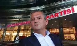 Özgür Özel'den 'CHP'nin adayı' çıkışı! 'Ekrem ve Mansur başkanımızla övünç duyuyoruz ama...'