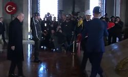 Cumhurbaşkanı ve devlet erkanı  Anıtkabir'i ziyaret etti !