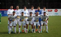 Serik Belediyespor, Belediye Derincespor'u 7-1 mağlup etti