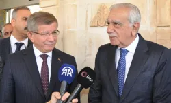 Ahmet Davutoğlu, Ahmet Türk'ü ziyaret etti