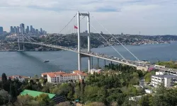 İstanbul Boğazı'nda gemi trafiği çift yönlü askıya alındı