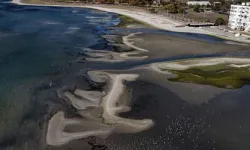 İstanbul'da deniz suyu çekildi!