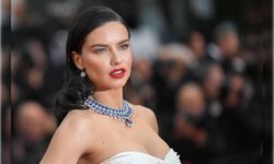 Adriana Lima'nın tektaşına gelen bomba yorumlar