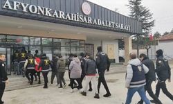 Dolandırıcılık operasyonunda 8 şüpheli tutuklandı