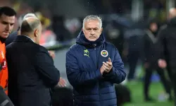 Jose Mourinho, safra kesesinden operasyon geçirdi