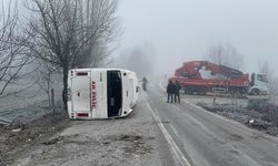 Konya'da midibüs devrildi: 7 işçi yaralandı!