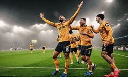 Wolverhampton, Manchester United’ı 2-0 geçti