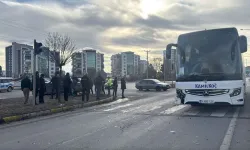 Sivas'ta otobüs ve cip çarpıştı: 3 yaralı!