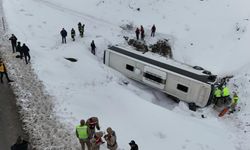 Erzincan'da feci kaza: Otobüs şoförü kendini feda etti!