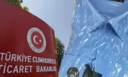 Bakanlık fotoğrafla uyardı: Bu gömleği sakın giymeyin