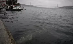 Üsküdar'da denize akan kanalizasyon suyu çevre kirliliğine neden oldu