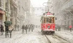 AKOM'dan İstanbullulara kar uyarısı! Saat verdi