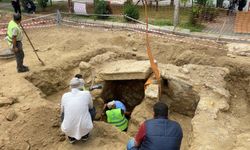 Aydın'da Bulunan Tarihi Oda Mezarın Üstü Kapatıldı