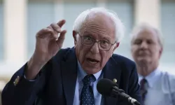 Sanders: “İsrail Uluslararası Arenada Parya Devlet”