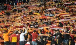 Galatasaray'da İmzalar Atıldı