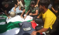Gazze’deki Gerçeği Dünyaya Taşıyan Basın Çadırına Hava Saldırısı! 6 Gazeteci Öldürüldü